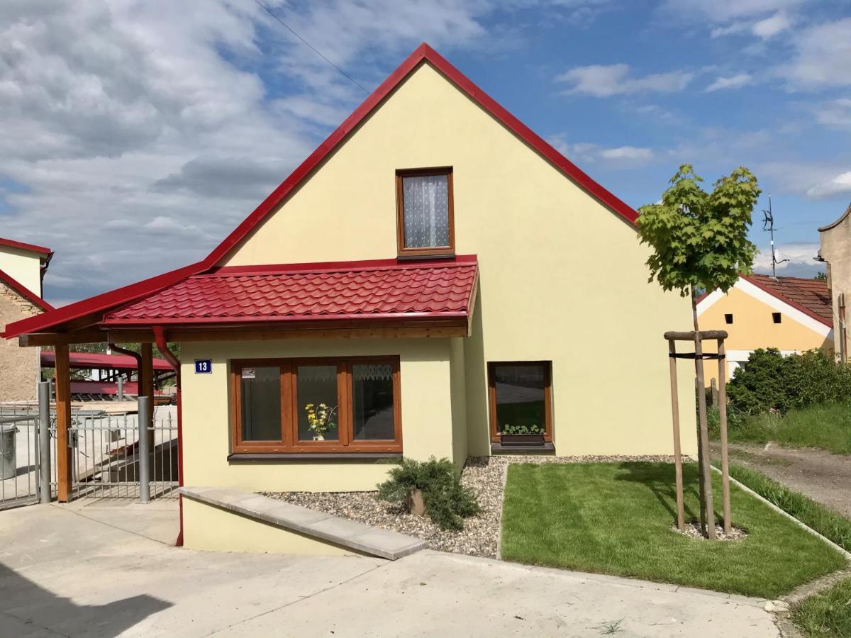 Bendovsky Dvur Bed and Breakfast Dusniky Buitenkant foto